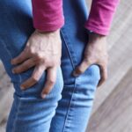 膝の痛みに悩む方のイメージ 新松戸ゆうあい整骨院・はりきゅう院