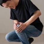 膝の痛みに悩む方のイメージ 新松戸ゆうあい整骨院・はりきゅう院