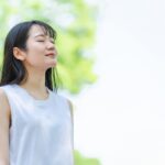 気持ちよく深呼吸する女性のイメージ 増尾ゆうあい整骨院・はりきゅう院