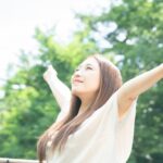 気持ちよく深呼吸する女性のイメージ 増尾ゆうあい整骨院・はりきゅう院