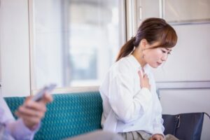 横隔膜をリラックスさせて不調を根本改善！プロが教える整骨院での施術法